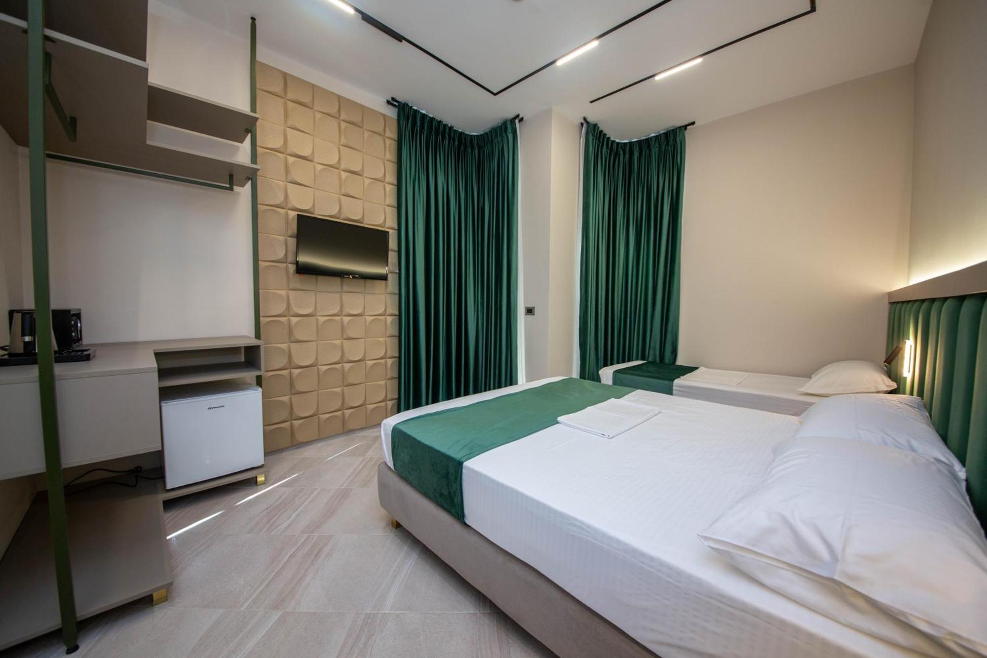 Royal Hotel 4*