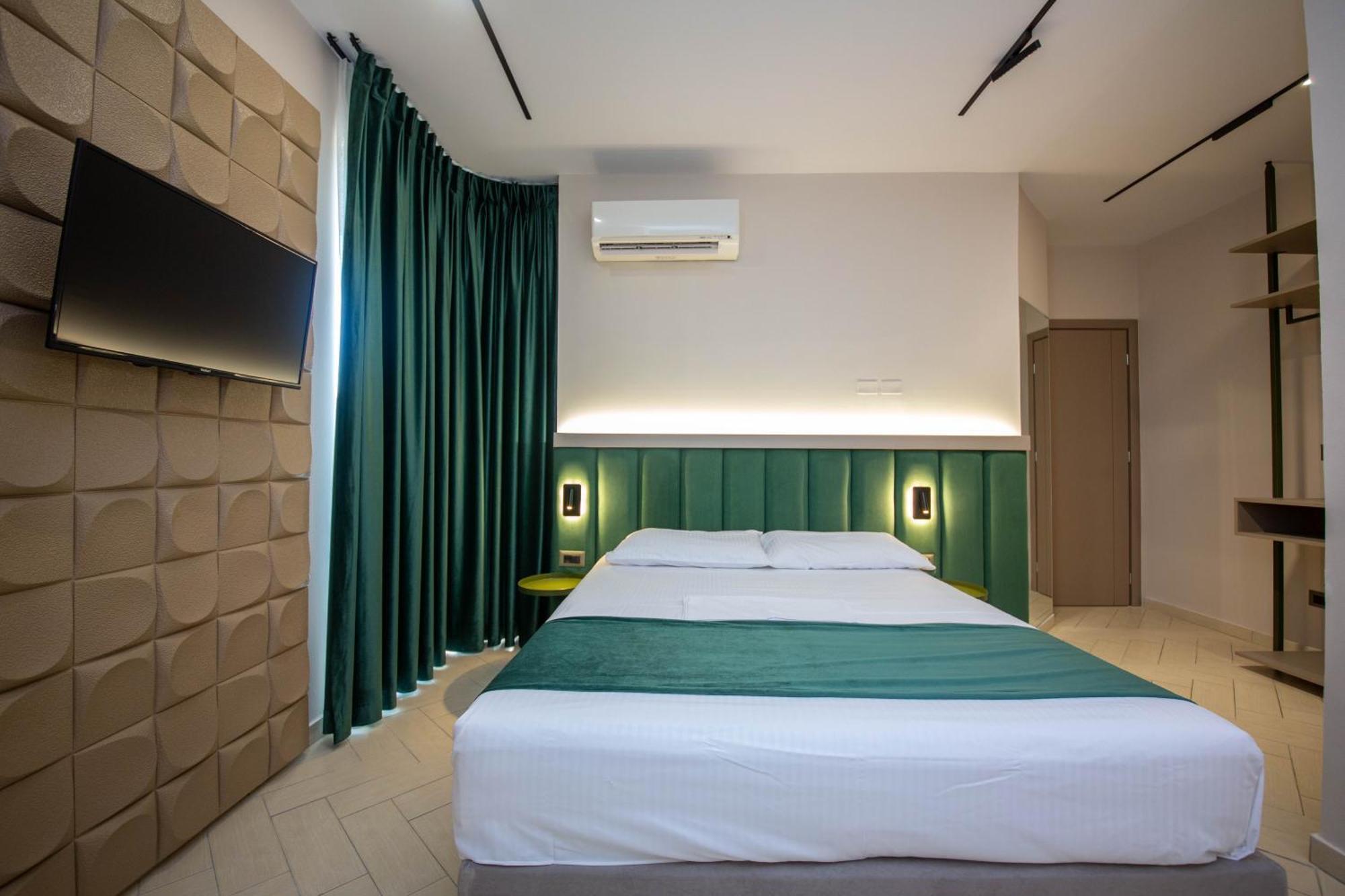 Hotel Royal 4*